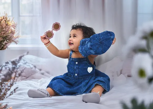 Kids Laughing Indian Studio Z 60910AAP8 9909 